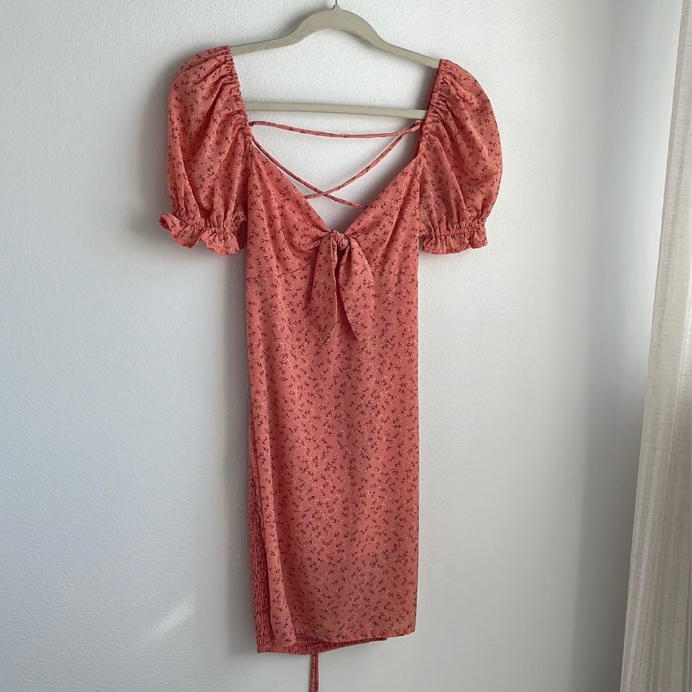 Pink floral, puff sleeve Lulus dress
